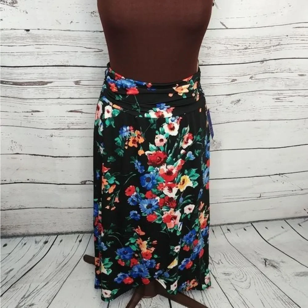 Apt 9 Black Floral Tulip Skirt Cover‎ Up